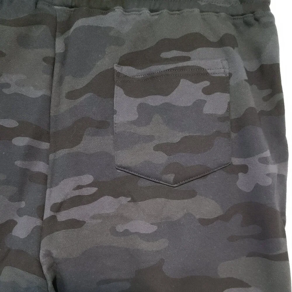TURNER CULT CAMO PULL -ON SWEAT SHORTS/ ELASTIC WAIST /SIZE XX